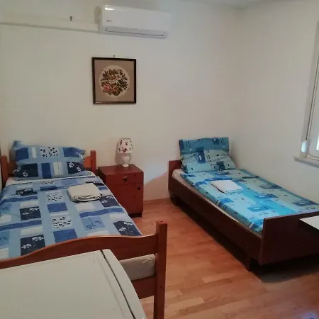 Vila Stojna * كوبر